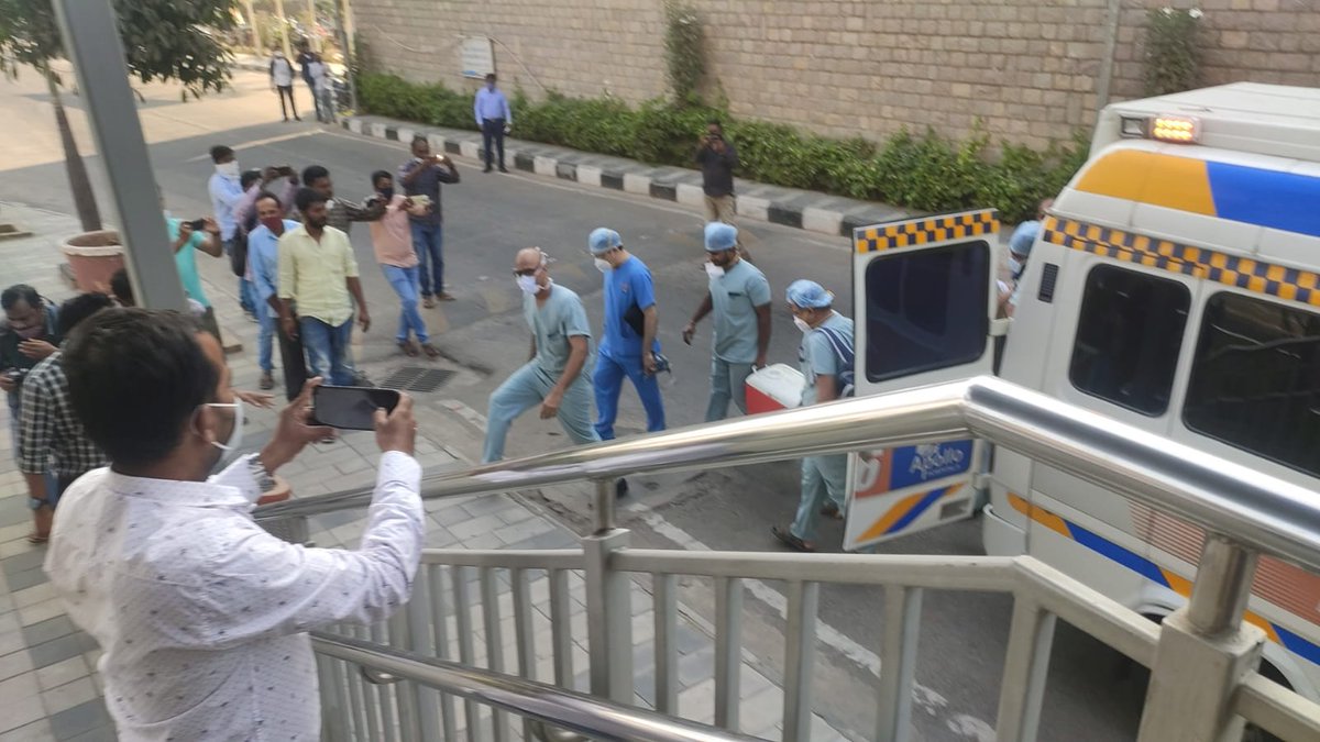 Apollo team has started for Jubliee check post metro station on a  @hmrgov metor train