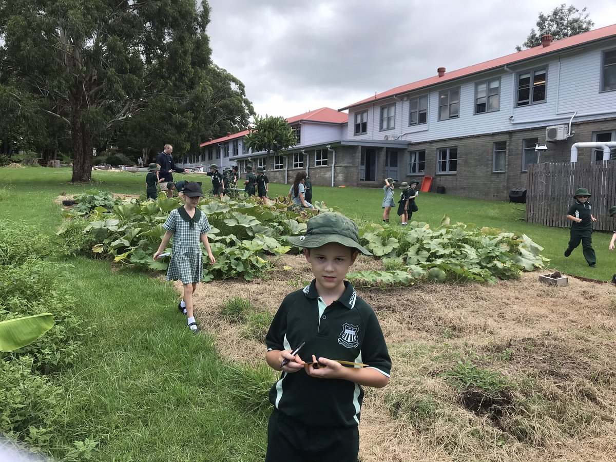 Into the garden today for some spelling inspiration!