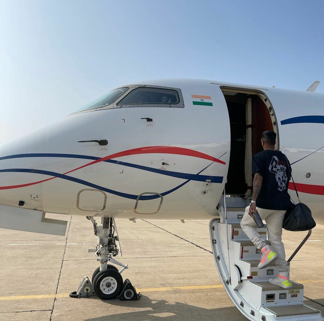 klrahul's tweet photo. Glad to have completed my rehab strong.
No better feeling than being back fit and healthy 🧿
Always fun to get back with the boys, and an honour to represent 🇮🇳 
Looking forward to the home series 🙌 https://t.co/TsGc6HErPr