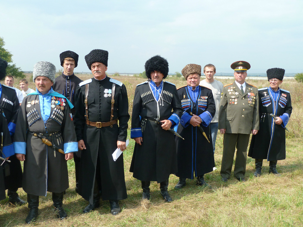 казачья община. казаки кубани. кубанское казачье войско форма. казачья форма кубанских казаков. казачество сайты.