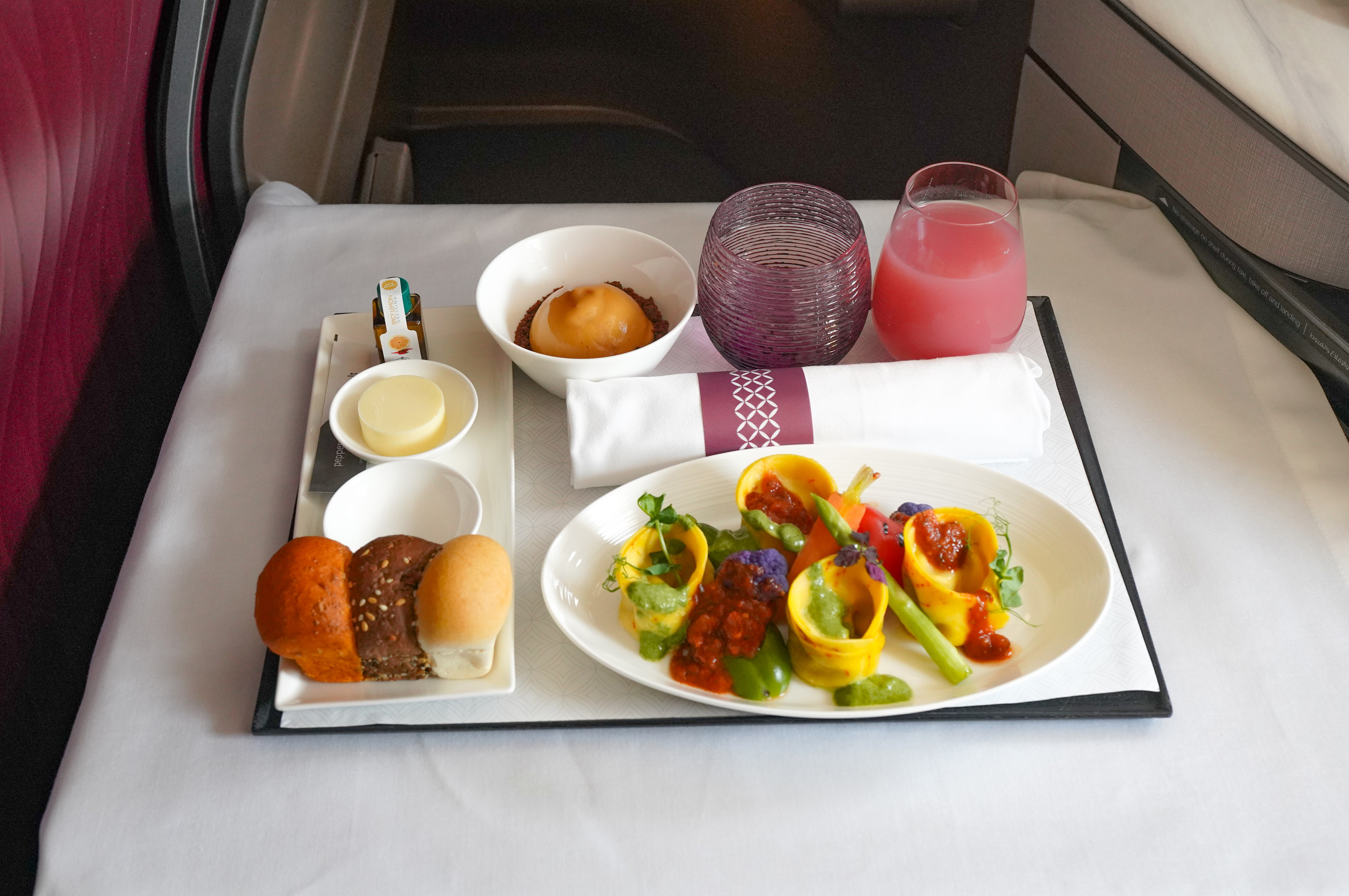 O Xrhsths Qatar Airways Sto Twitter Indulge In Our Appetising Tofu And Spinach Tortellini Vegan Dish Next Time You Travel On Board Our Qsuite Our Meals Are Prepped With A Wholesome Focus