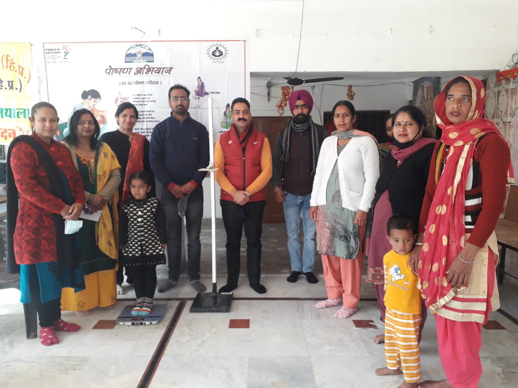 poshan_una's tweet photo. The Growth Monitoring of Children (0-5 years) and awareness Camps started today under POSHAN Abhiyaan in Block Una of District Una to actually check the status of Stunted and Malnourished children in the district so as to contest the data of NFHS-5 https://t.co/WxgaPNCmSq