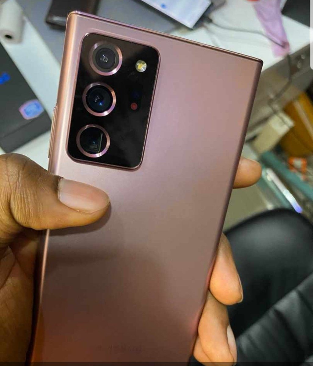 Grade A Samsung note 20 ultra available limited stock first come first serve.. Price.. 405k To place your order Dm/call/WhatsApp 08086717706 #SilhoutteChallenge #samsungnote20ultra