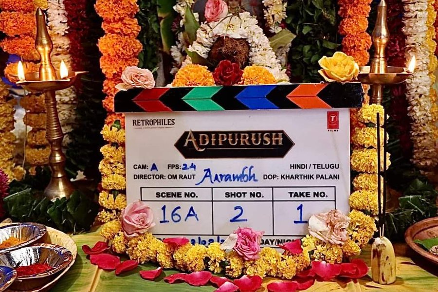 Prahi16523's tweet photo. The film who's entire cast and crew except for #Prabhas is from Bollywood that movie will be shot in Telugu along with hindi...Prabhas has brought pride to entire telugu film industry something which no other tfi actor could do till date..god bless him🙏🔥 #Adipurush https://t.co/oZgq9ivbyT