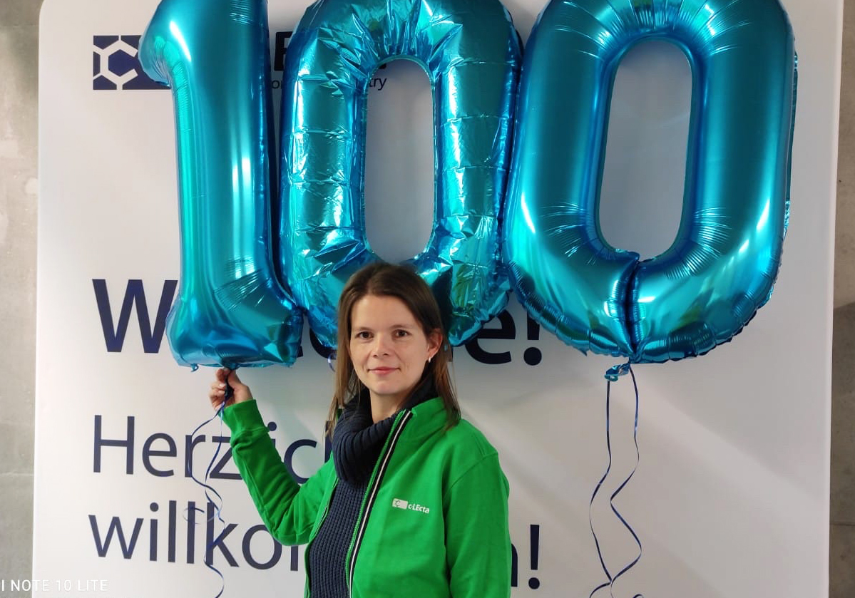 We celebrate our 100th employee! Logistic Agent Nicole takes over our warm welcome - representing three new colleagues who start working for us in February!