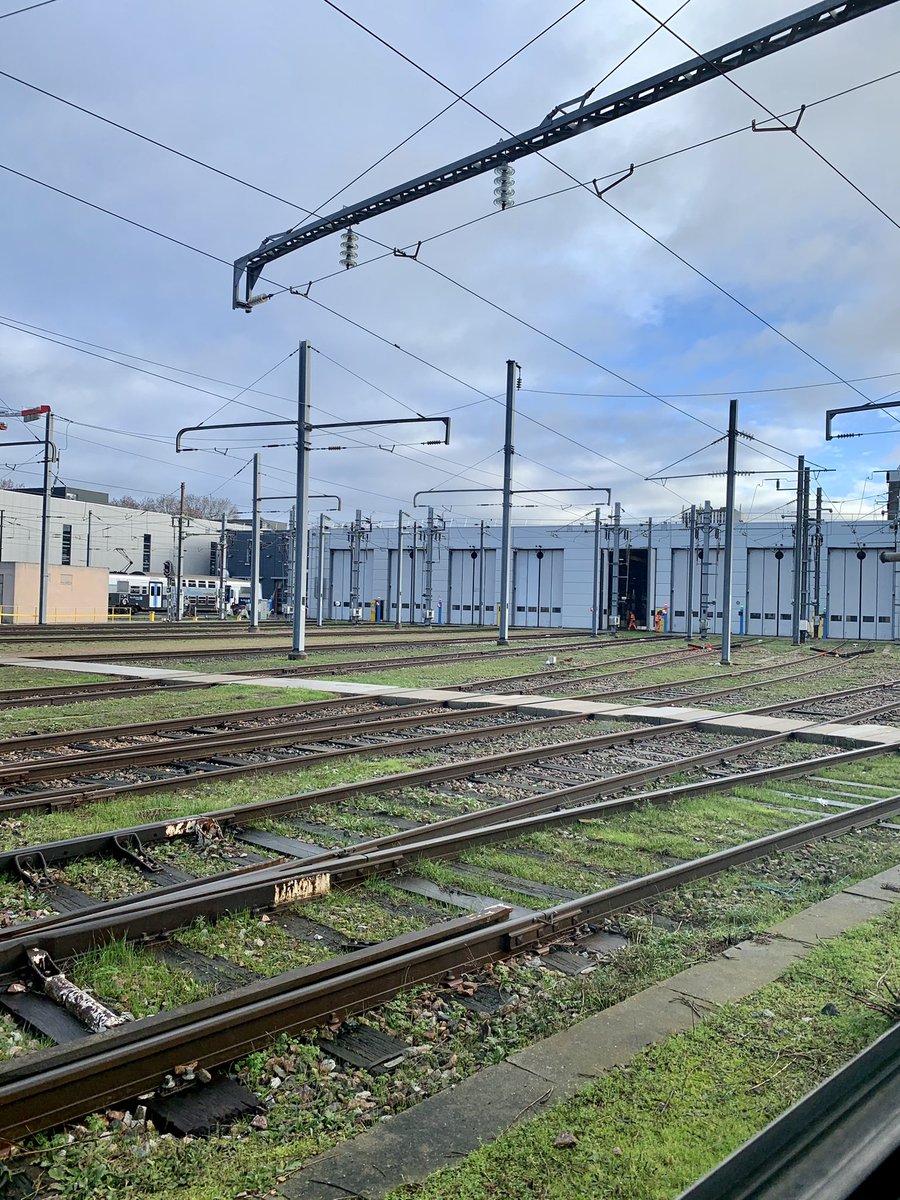 Hmrnda's tweet photo. #Newjob ! Direction #Noisy où j’aurai désormais l’honneur et le plaisir de piloter les équipes #conduite #ADC #RERE Paris-Gretz-Noisy @RERE_T4_SNCF https://t.co/oFE1umJI28