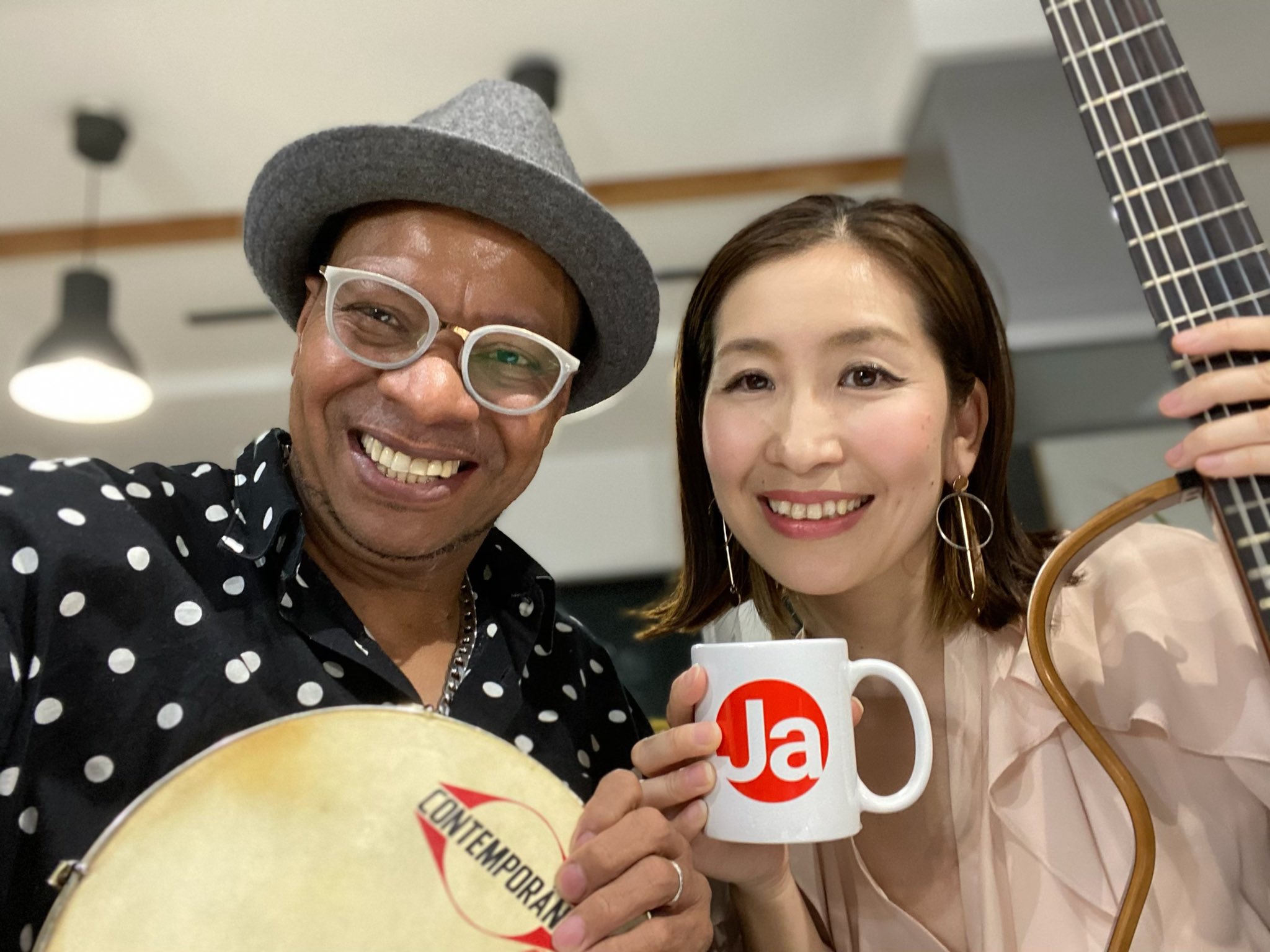 ミカ ダ シルヴァ 今夜は生配信 日本語 Amp ポルトガル語で1時間お届けいたします 21年2月2日 火 00 Japao Aqui 出演 ホベルト Amp ミカ Japao Aqui Em Casa Vol 43 後援 駐日 ブラジル大使館 在東京 名古屋 浜松ブラジル領事館 Japao Aqui