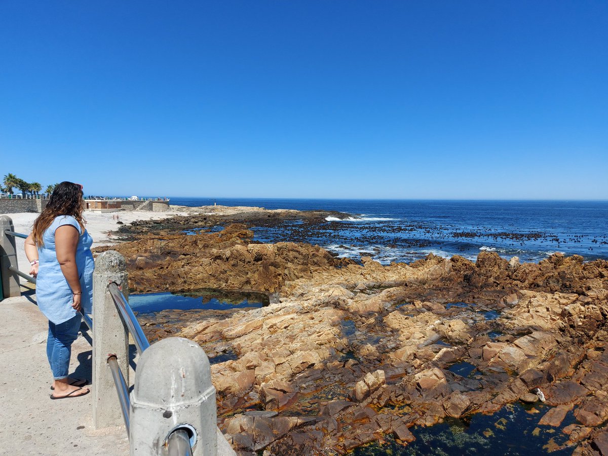 RobinAdamsZA's tweet photo. We've moved on to Sea Point.
We want to experience beaches across the Cape.
Like real daughters and sons of beaches.
#SALockdown #BeachesReopen https://t.co/Od9c5cPOeS