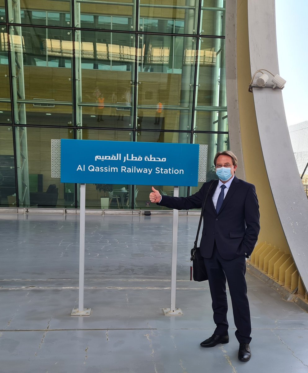 ludovic_pouille's tweet photo. سعيد بزيارتي الأولى في #القصيم!
Happy to be in #AlQasim !
#FranceKSA 🇲🇫🤝🇸🇦 https://t.co/eEVoGV5VPx