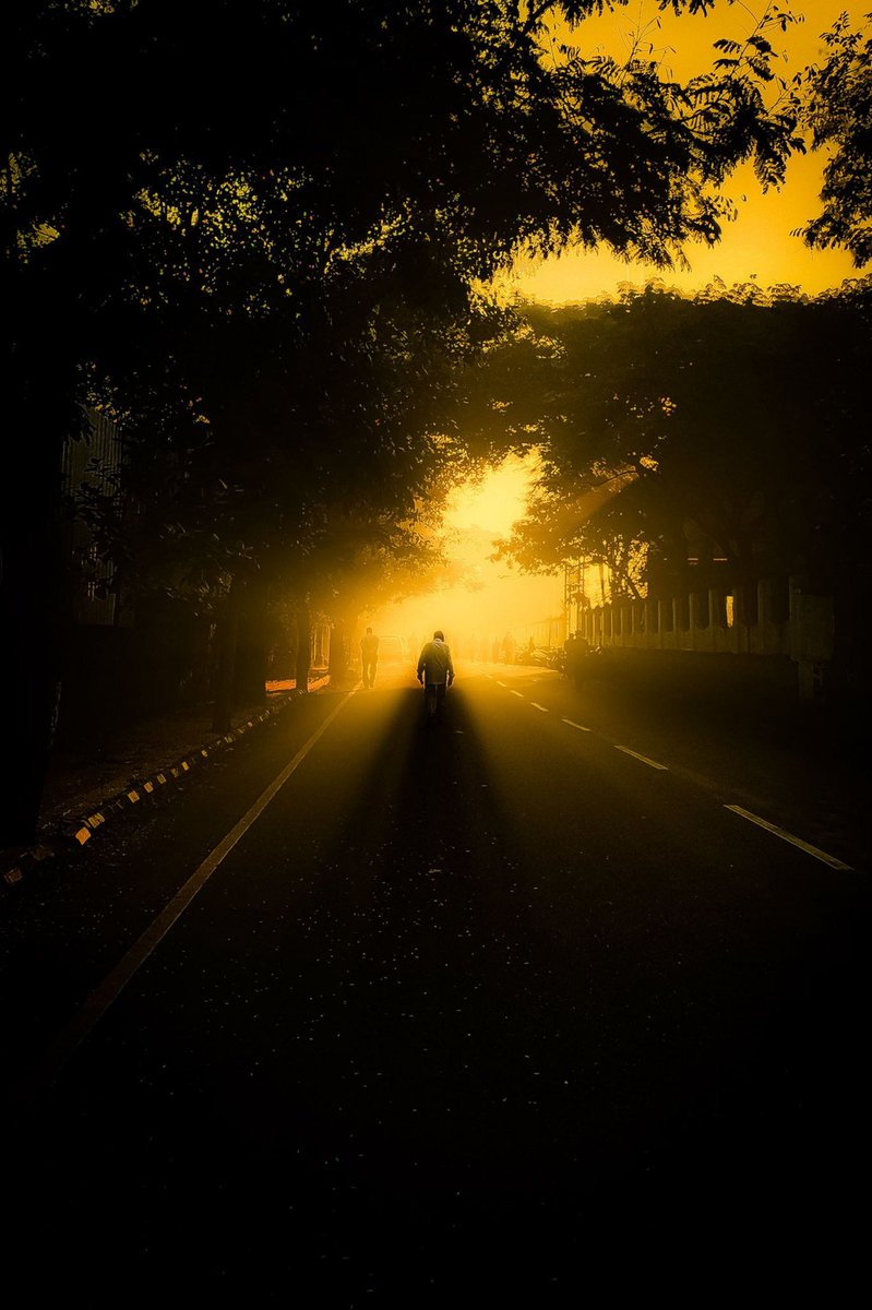 AjProduction16's tweet photo. Morning Walk 🌟😳 https://t.co/EQtB5ROhAQ