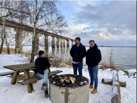 SGWirelessIoT's tweet image. Important Summer Hack: Swedish Engineering Students in #Kalmar's solution shows if the Barbecue areas are vacant. Thanks to @linneuni and @frahlg for teaching students to use #LoRa with the #LoPy4 #GOINVENT