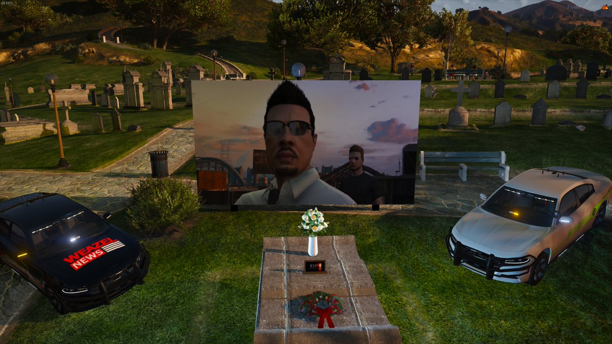 JohnDraven3's tweet photo. voila ta nouvelle et dernière maison ,repose en paix , veille sur nous de la haut , je prendrais soin du garage , tu nous manque ...
R.I.P 

@SadojHelena  , @JackClinton123  , @XavierWilson23 , @LewisHazard2 https://t.co/hKTkp51FPp