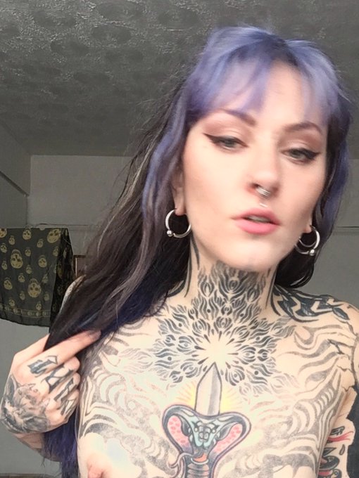 Explicit Content in https://t.co/AZ3iMFcOs3 #alternative #inked https://t.co/FhlDO72jNY<a href="/tag/alternative"class="tags">#alternative</a><a href="/tag/inked"class="tags"><span>#inked</span></a>