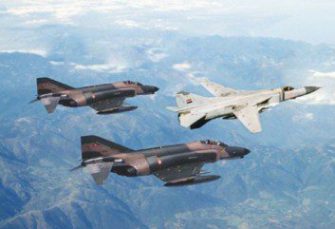 BlackHog_BH's tweet photo. For our French friends in DCS, IL-2 and Falcon 4 BMS:

News, forum, reviews, articles, tech documents, flight academy... Surely there will be something for you. Bon Vol!

🇫🇷 https://t.co/939xmI7S22 

@Checksixfrcom @il2bos @eagledynamics  #DCSWorld #IL2 #bms4 https://t.co/kA8dYDafzp