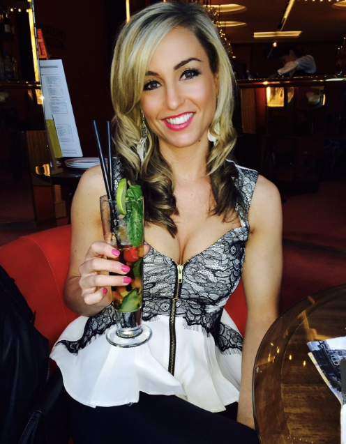 MelWalshfans's tweet photo. Melanie Walsh is back !!

News pics in https://t.co/Dn8VEHjkvP

#Onlyfanspromo 

@buquet1000 @LuvSexyLadies__ @DailyStarPage3 @ParaisoAmateur @carlambrown https://t.co/8T4XhEyIIQ