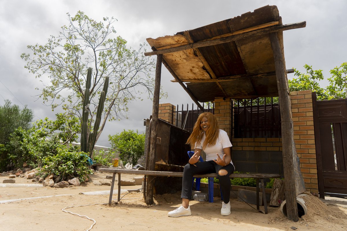 Last year wewent on a journey to identify some of Bulawayo's Queens of hip hop. After a deep search we found our queens and we are proud to introduce #AmaCherryAlamaBarz  female cypher.But first meet the queens! This week we start off with <a href="/vale_snyder263/">#KASIE QUEEN</a> . 
Photo Cred: <a href="/KBMpofu/">KB Mpofu</a>