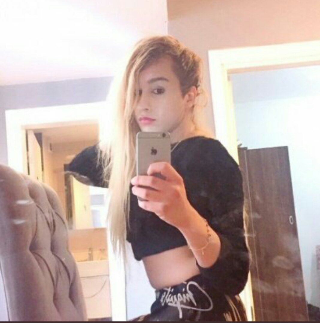 #bodrumtravesti en kısa süre içinde bodrumda olucam kalite tesadüf değil beyin şart elit beyler lütfen 
0552.397. 36.59.