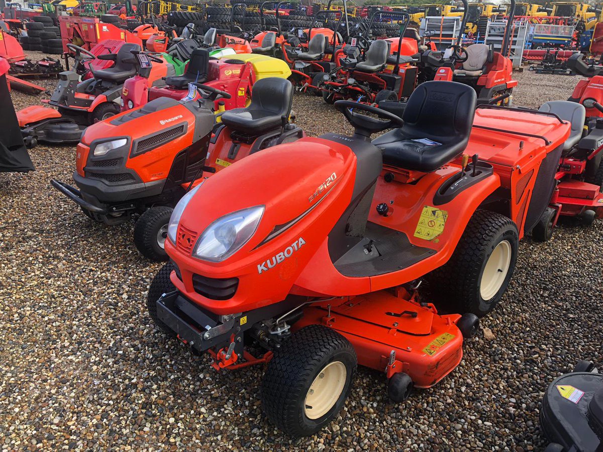 CheffinsMachine's tweet photo. Day 9 of the #doeshowwithadifference If you’ve not had a chance to look at #doeshow2021, check out these images shot by one of our team on the ground @ernestdoeagriculture 
#doeshow #ernestdoepower #ernestdoe #ernestdoeandsons #agriculture #farming #groundcare https://t.co/80aUzgKwef