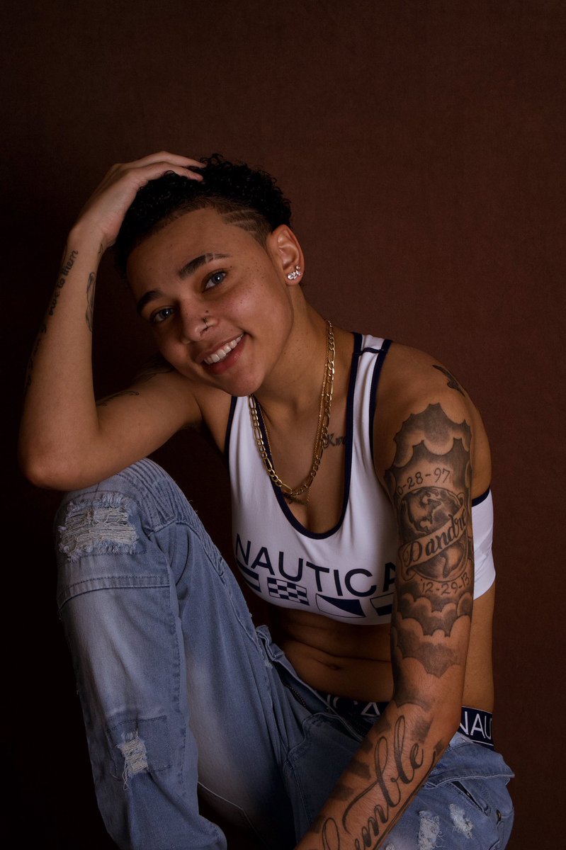KJshotitFirst's tweet photo. Pressure Applied💨💎
•
•
Model @j_gotdajuixe
#BOOKRAW #SSU #Birthdayshoots #Portraits #KJshotitFirst
Follow @ rawntellect on IG to see more Content✨📸 https://t.co/o1vfpcix36