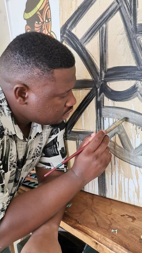 AfricaRiseStore's tweet photo. These are just some of the brilliant Artists, artisans &amp; craftspeople who create the beautiful products that we have in the Africarise stores @NathiMthethwaSA @nacsouthafrica @SportArtsCultur  it is vital to have the entire value chain that provides Access to Market for US by US. https://t.co/x18rnPZery