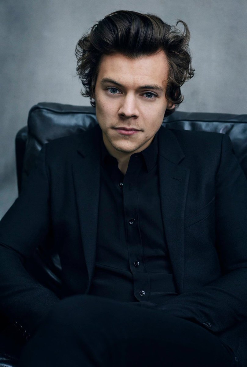 ~ harry styles looking like a daddy ; a thread ~