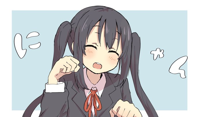 「round teeth twintails」 illustration images(Popular)