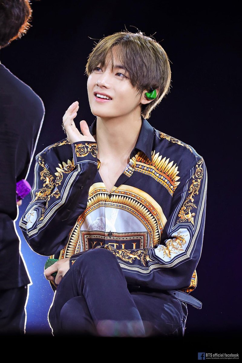 Twitterissa なんでこんなにかっこいいんだろう 無理すき これはハマるしかないよね うん すき 방탄소년단 キムテヒョン Bts V 顔面国宝 Twitterissa なんでこんなにかっこいいんだろう 無理すき これはハマるしかないよね うん すき 방탄소년단 キムテヒョン Bts V 顔面国宝