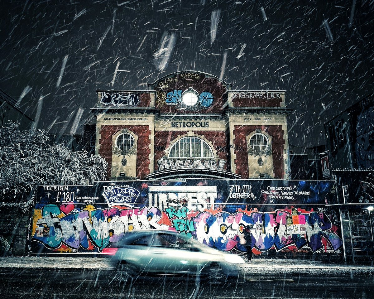 GingerSlim's tweet image. Standard prints are 10 x 15 inches and I'm charging £15 + p&amp;amp;p but there are other sizes available. DM for more info and ofc RTs are always appreciated.