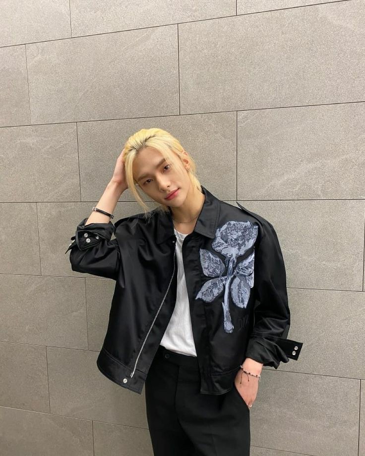 Angkasa53470145's tweet photo. Haii my name Angkasa 

Mutualan? Gass 
Pmbest?Dm 

#roleplayerindonesia #roleplayer #rottmnt #Mutualankuy #roleplayerindonesia #roleplayerindonesia #roleplayerkpop #roleplayer https://t.co/5WyLwEZo8Z
