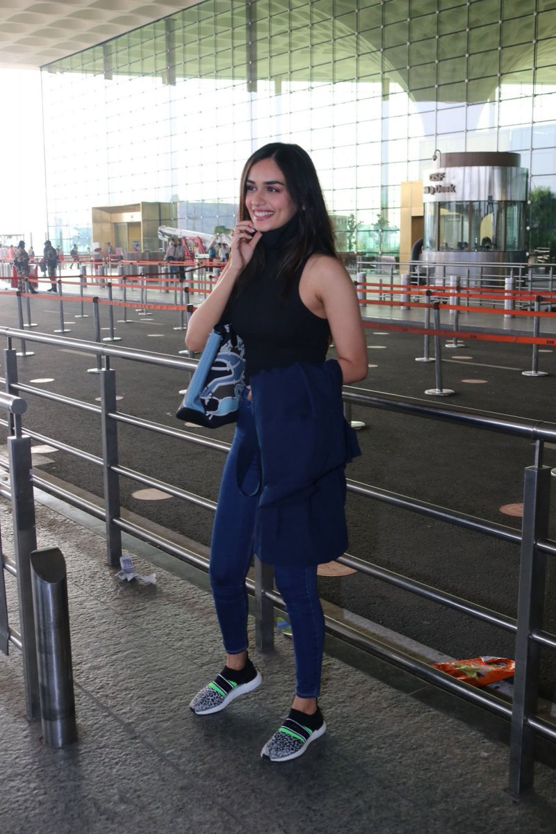 fcbollywoodoffl's tweet photo. @ManushiChhillar recent snaps❤️❤️

#ManushiChhillar #manushi https://t.co/m5UHeP7Q3Q