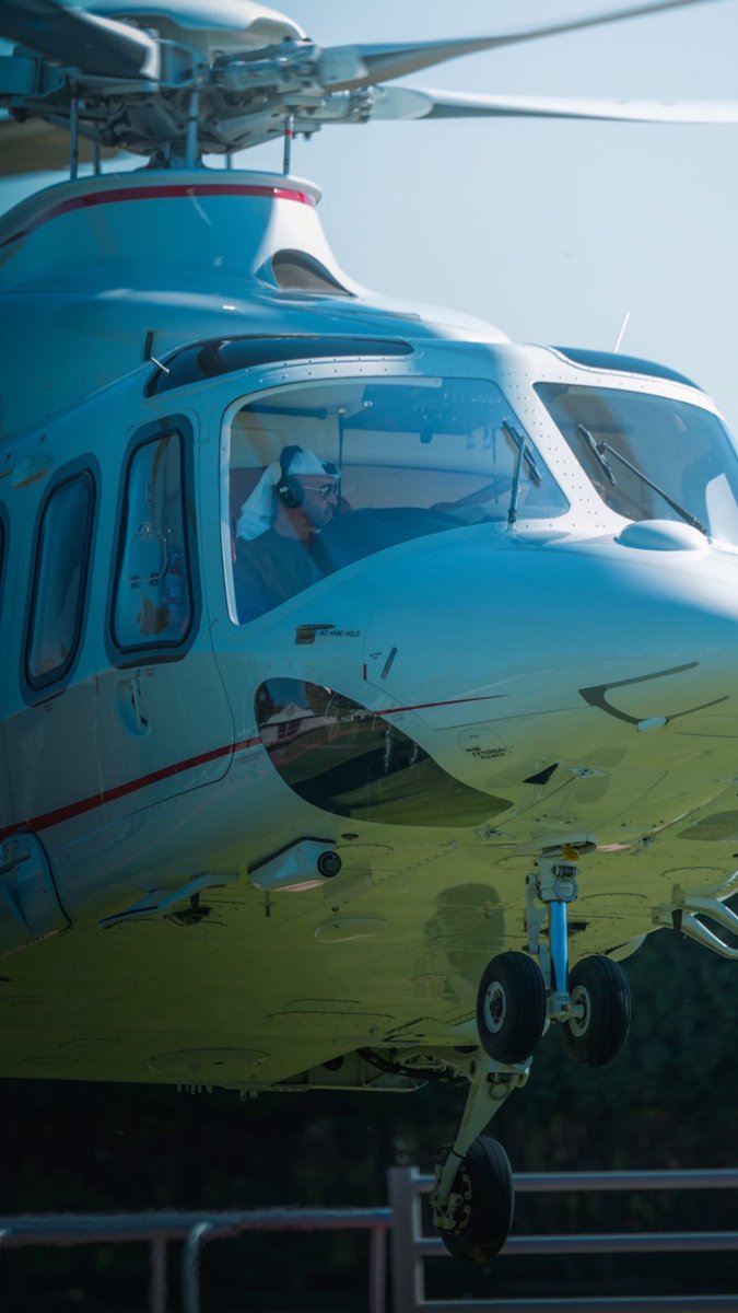 شوفتك تسر القلب و تحييه ❤️
#محمد_بن_زايد