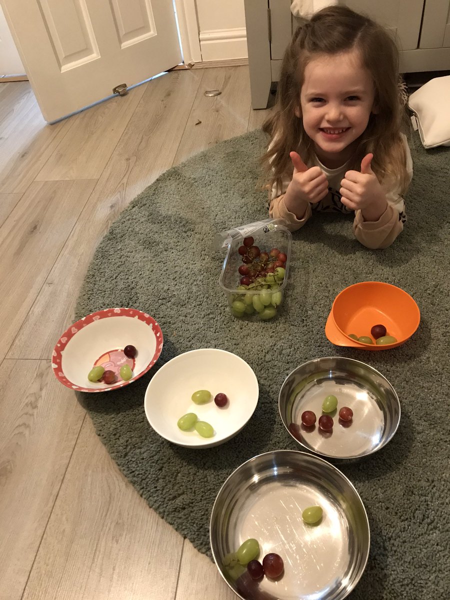 anna_mcdonald's tweet photo. @farnworth_2M sharing grapes https://t.co/NqW3VgphEH
