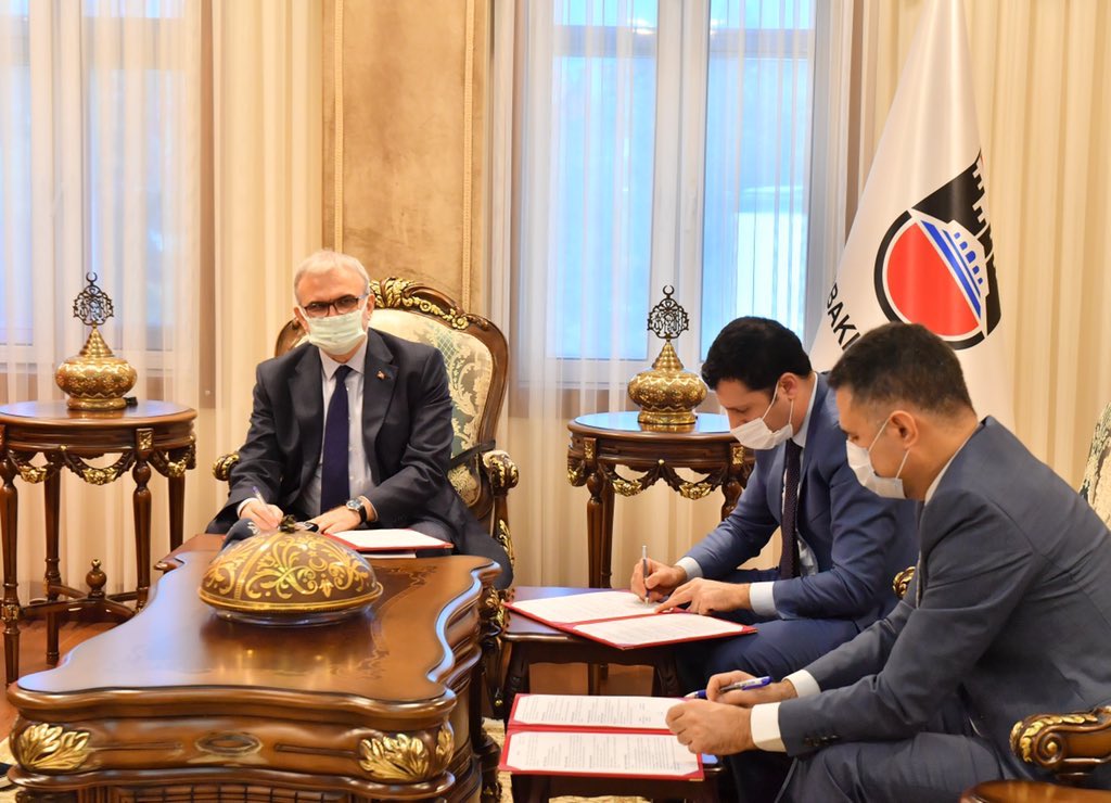 Diyarbakır Valimiz Sayın <a href="/munirkaraloglu/">Münir Karaloğlu</a>, İl Milli Eğitim Müdürümüz Sayın @YUKSELARSLAN217 ve Berko İlaç Genel Müdürü Sayın Barış Özyurtlu’nun katılımıyla, Kayapınar ilçemizde yapılacak olan 16 derslikli, Muazzez Beran Ortaokulu’nun protokolü  imzalandı.
<a href="/tcmeb/">Millî Eğitim Bakanlığı</a> 
<a href="/ziyaselcuk/">Ziya Selçuk</a>