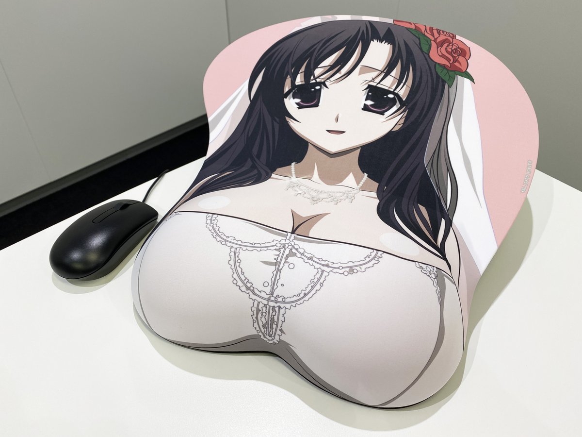 mousepadmoe's tweet photo. Big and soft. Live the School Days dream with Kotonoha's Life-Sized Oppai Mousepad.
(We promise that your head will be safe).

You can still pre-order it directly from @jlist 
https://t.co/h2FdS89h69 https://t.co/312YgYZsm2