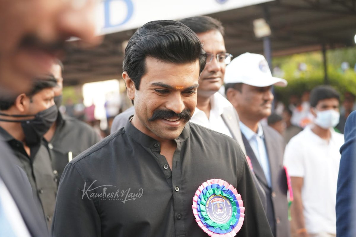 guptanagu8's tweet photo. #MegaPowerstar Latest Pics @AlwaysRamCharan Swamy 👌👍 #SeethaRAMaRajuCHARAN https://t.co/IOvTaVOjTF