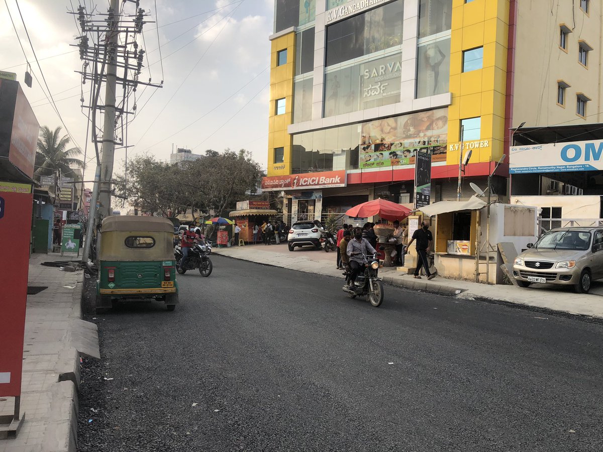 VoiceOfHoramavu's tweet photo. Road from #raghavendracircle towards #jayanthinagar circle gets first coat of asphalt finally 😀
Road is partially asphalted till vibgyor school.. @HennurT @BABasavaraja @helpgnrgarden https://t.co/aCBOmEQmaj