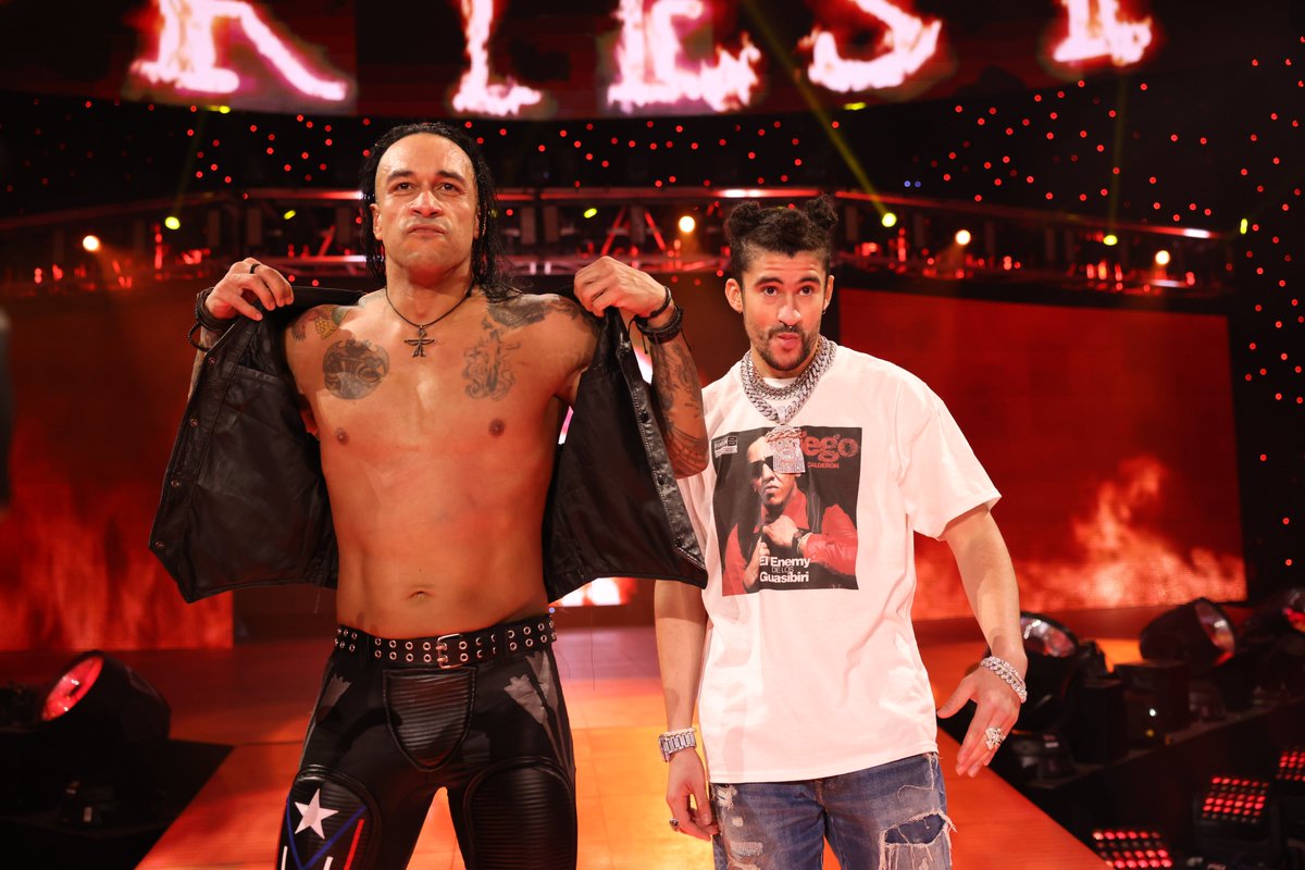 WWEespana's tweet photo. Una noche INOLVIDABLE para @ArcherOfInfamy 🔥 #WWERaw

@sanbenito https://t.co/tCF1wbcbJF