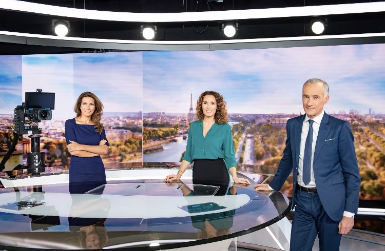 1ère photo officielle des trois présentateurs de <a href="/TF1LeJT/">Natalia Kowalski</a>