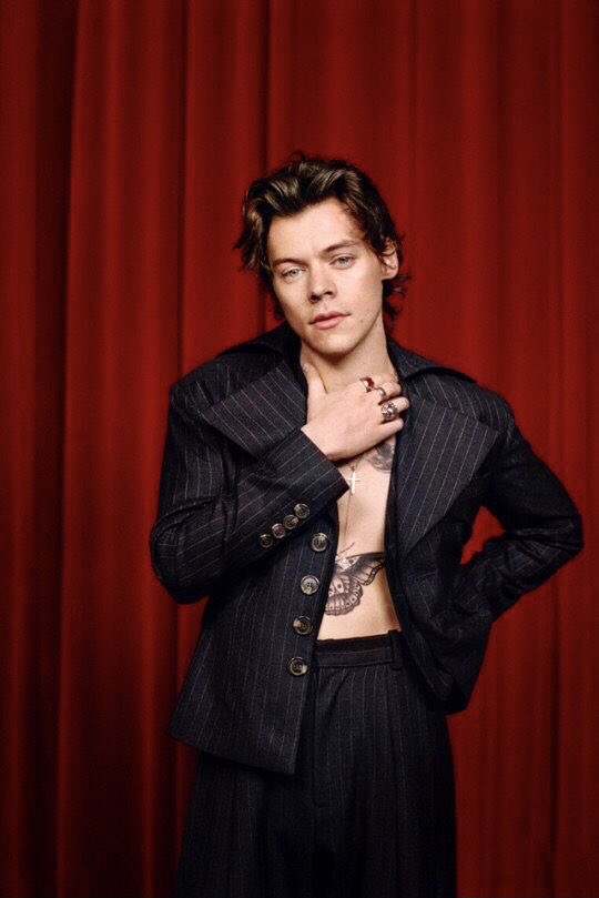 ~ harry styles looking like a daddy ; a thread ~