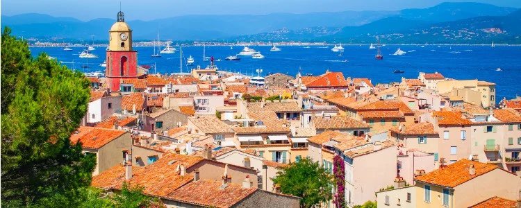 VivaCostaInter1's tweet photo. Will you need to apply for residency when buying an overseas property?

Residency isn’t required to buy a second home. Non-Residents are permitted to buy property across Europe and in most counties are able to obtain mortgage finance mark@vci-network.com https://t.co/7OnRZlYjRR