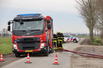 Grote brand in paardenschuur Winterswijk; mogelijk nog paarden aanwezig..