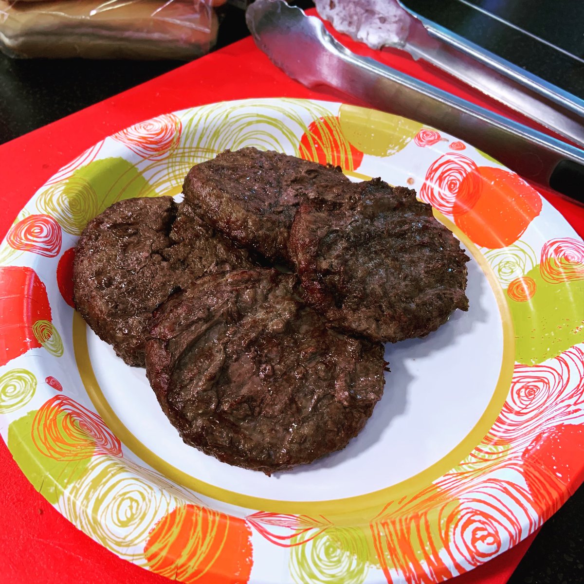 fbhwshow's tweet photo. Yup, @omahasteaks does burgers too! #breakfastburgers #breakfastbeef #bejealous #meatweek https://t.co/9ujOwYeps8