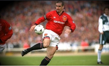 InnovFoot's tweet image. ⚽⚽ Citation Légende du Football (006)

«QUAND LES GENS PARLENT DE TOI, C'EST QUE TU EXISTES»
Eric Cantona

Continuons juste par bosser dûr! 💪
👉👉  innovfoot.tg 🇹🇬 ⚽
#citation #228_petits_poteaux  #potovi  #Innov_Foot