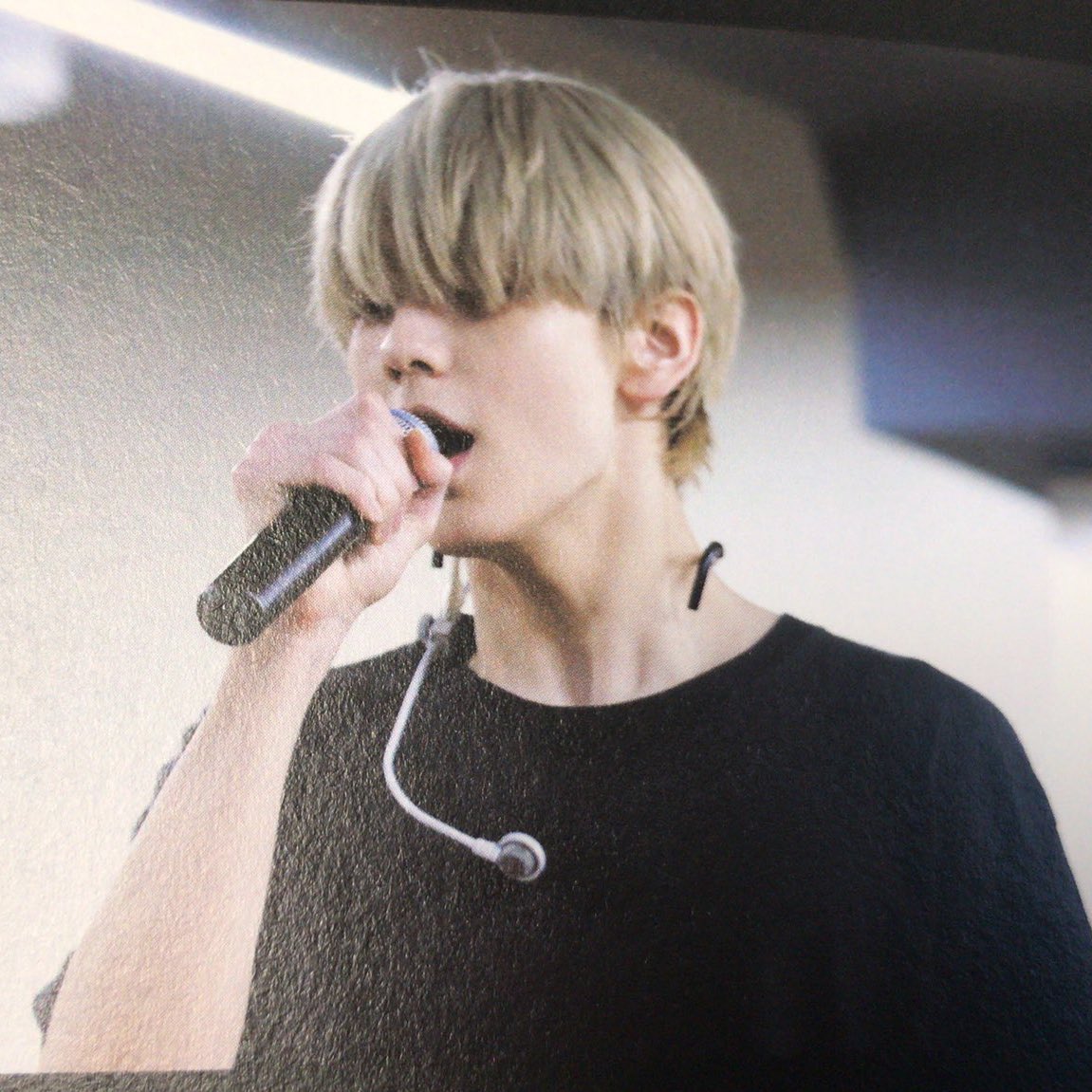 archebin's tweet image. Gak nyangka sih emang dia pernah blonde😭 B16H1T bener2 menybunyikannya dengan baik👀😭