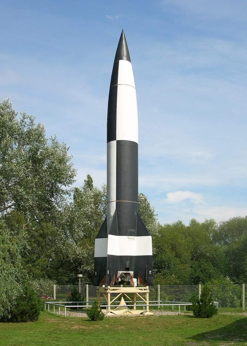 hansiewinter's tweet photo. @elonmusk Shall we launch together ? 😃 https://t.co/6bbPD30SpO