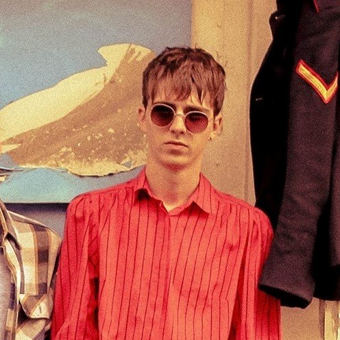 The lovely Charlie of all things @thedeadfreights will playing for you all at g today... get on this link 'ere xx

facebook.com/sxckerofficial/