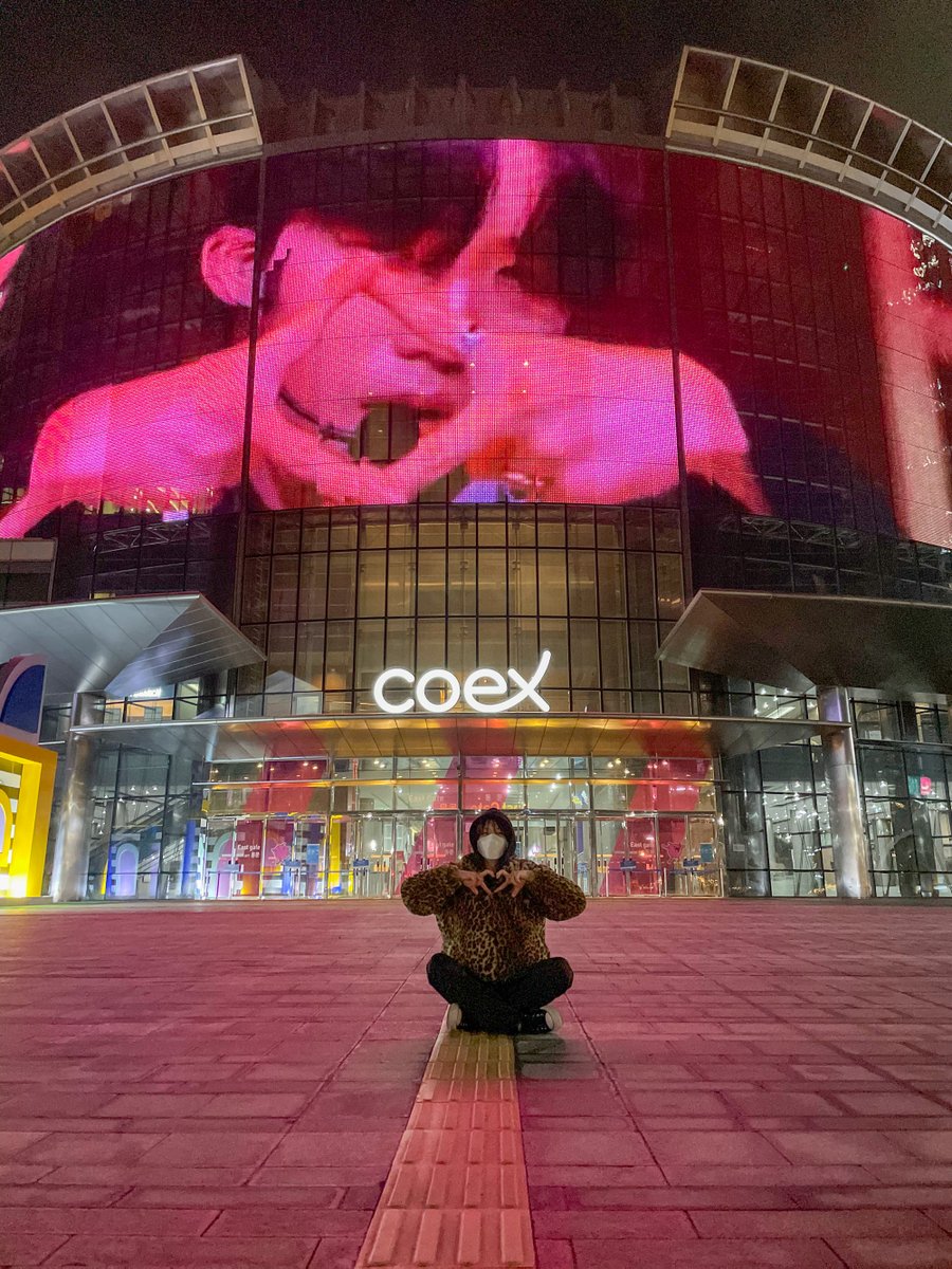 ์ด๊ฑด์ฐ (@geonu___) on Twitter photo ์๋
ํ์ธ์ ์ด๊ฑด์ฐ์
๋๋ค!๐ค ์ค๋ ํฌ ์ฌ๋ฌ๋ถ๋ค์ ์ถํ ๋๋ถ์ ํ๋ณตํ ์์ผ์ ๋ณด๋์ด์!๐ฅฐ ์ฌ๋ฌ๋ถ๋ค๊ณผ ๋ง๋๊ฒ ๋ ๋ ์ ์ํด ์ด์ฌํ ์ฐ์ตํ๊ณ ์์ผ๋ ๊ณง ์ข์ ๋ชจ์ต์ผ๋ก ์ธ์ฌ๋๋ฆด๊ฒ์! ์ง์ฌ์ผ๋ก ๊ฐ์ฌ๋๋ฆฝ๋๋คโจ
#๊ฒจ์ธ์๊ฝ_๊ฑด์ฐ์ผ_์์ผ์ถํํด
#Happy_Geonu_Day
#2OneAndOnlyGeonu ์๋
ํ์ธ์ ์ด๊ฑด์ฐ์
๋๋ค!๐ค ์ค๋ ํฌ ์ฌ๋ฌ๋ถ๋ค์ ์ถํ ๋๋ถ์ ํ๋ณตํ ์์ผ์ ๋ณด๋์ด์!๐ฅฐ ์ฌ๋ฌ๋ถ๋ค๊ณผ ๋ง๋๊ฒ ๋ ๋ ์ ์ํด ์ด์ฌํ ์ฐ์ตํ๊ณ ์์ผ๋ ๊ณง ์ข์ ๋ชจ์ต์ผ๋ก ์ธ์ฌ๋๋ฆด๊ฒ์! ์ง์ฌ์ผ๋ก ๊ฐ์ฌ๋๋ฆฝ๋๋คโจ
#๊ฒจ์ธ์๊ฝ_๊ฑด์ฐ์ผ_์์ผ์ถํํด
#Happy_Geonu_Day
#2OneAndOnlyGeonu