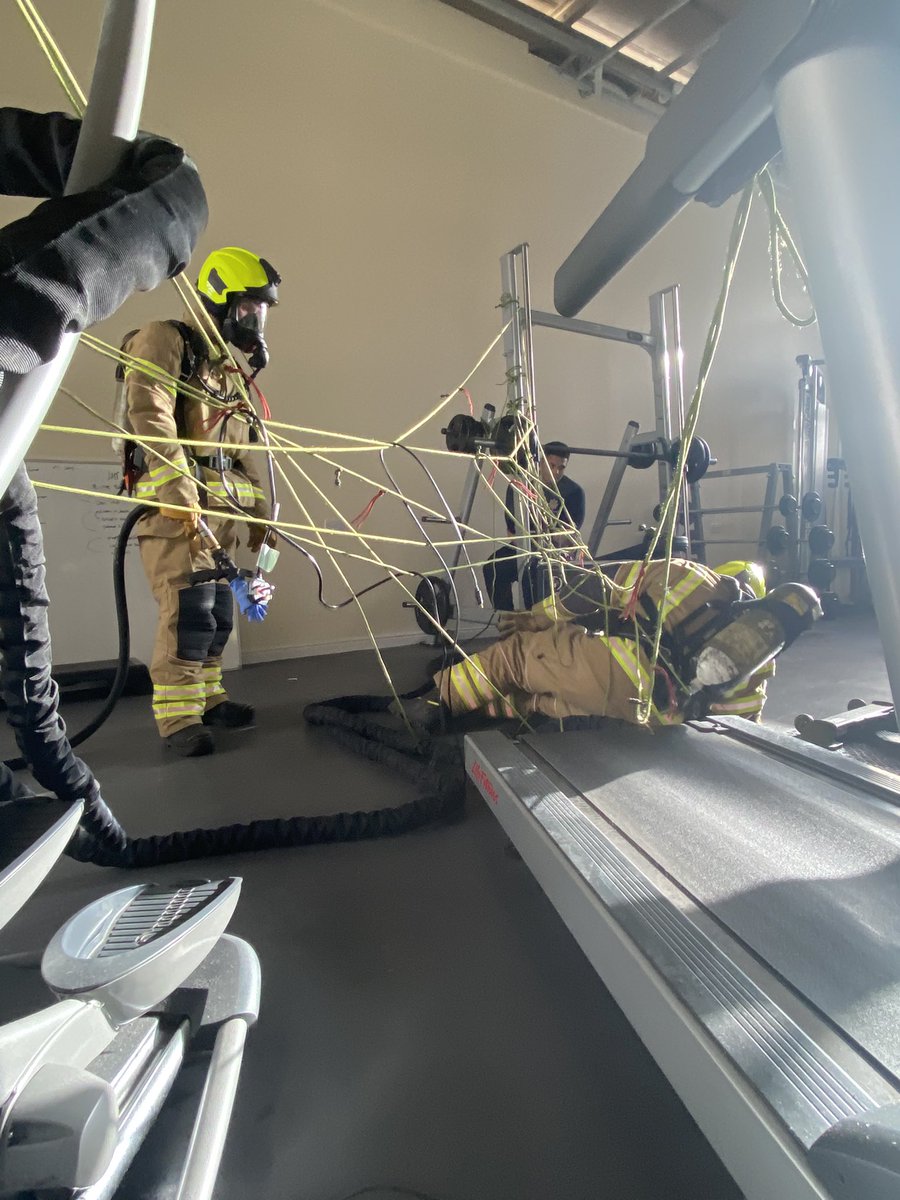 WMFSWestBrom's tweet image. 🟢 A training session today focussing on entanglement and it’s associated techniques. Who can name any of the 5 self rescue methods?

#frs #fire #fireservice #training #drills #entanglement #safety #firefighter #rescue #procedures #firefightertraining