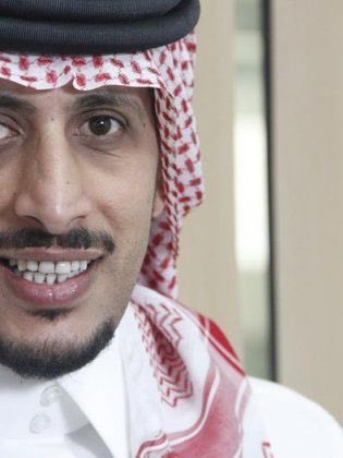 عندما يكتمل القمر E Y Alqamar Twitter