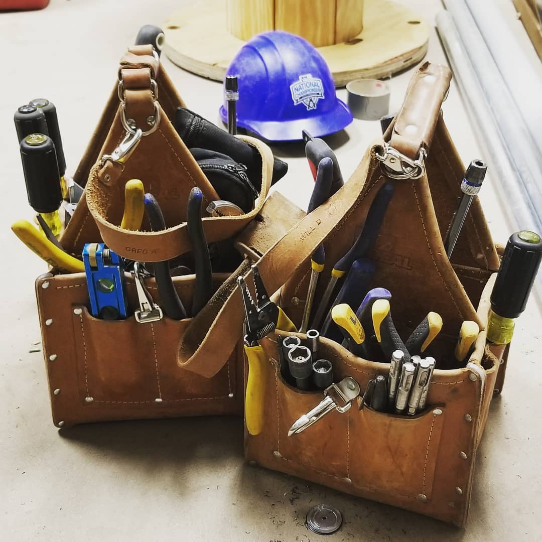 RP @greganliker "Best tool bag ever! IDEAL Tuff Tote 35-975" - We agree, Greg! Our totes feature reinforced corner seams so they won't sag over time. And best of all, they are hand crafted in Canada! 🍁🍁🍁